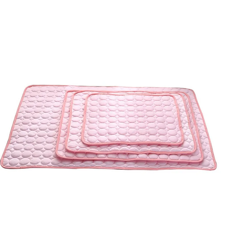 Cooling Nest Pad — Pink, 50×40 cm